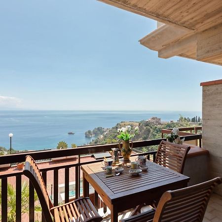Taormina Panoramic Seaview Apartment Buitenkant foto