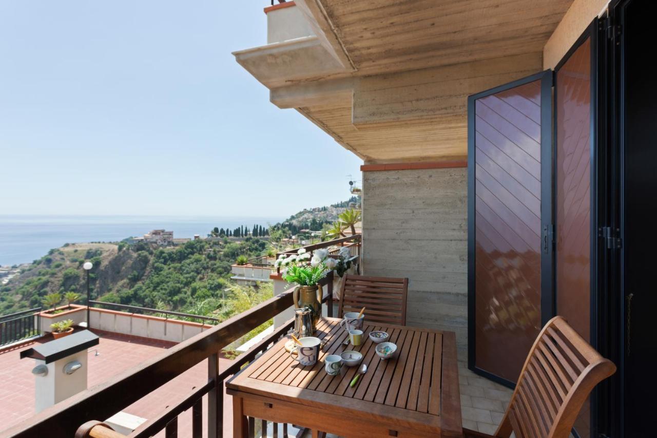 Taormina Panoramic Seaview Apartment Buitenkant foto